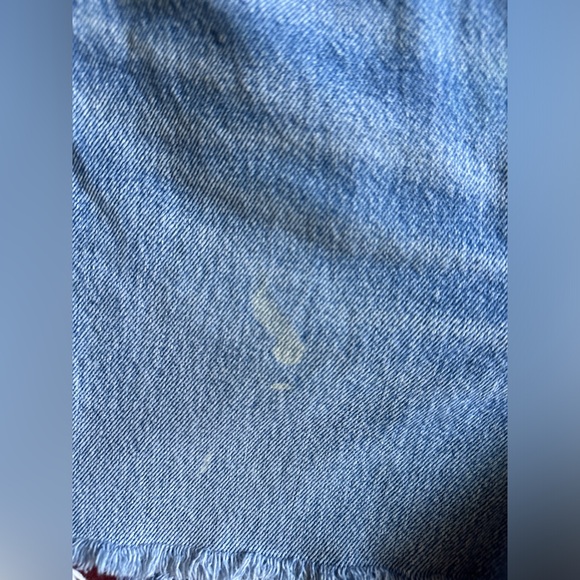 My (favorite) pair of vintage Levi’s shorts 😭 - Picture 13 of 14